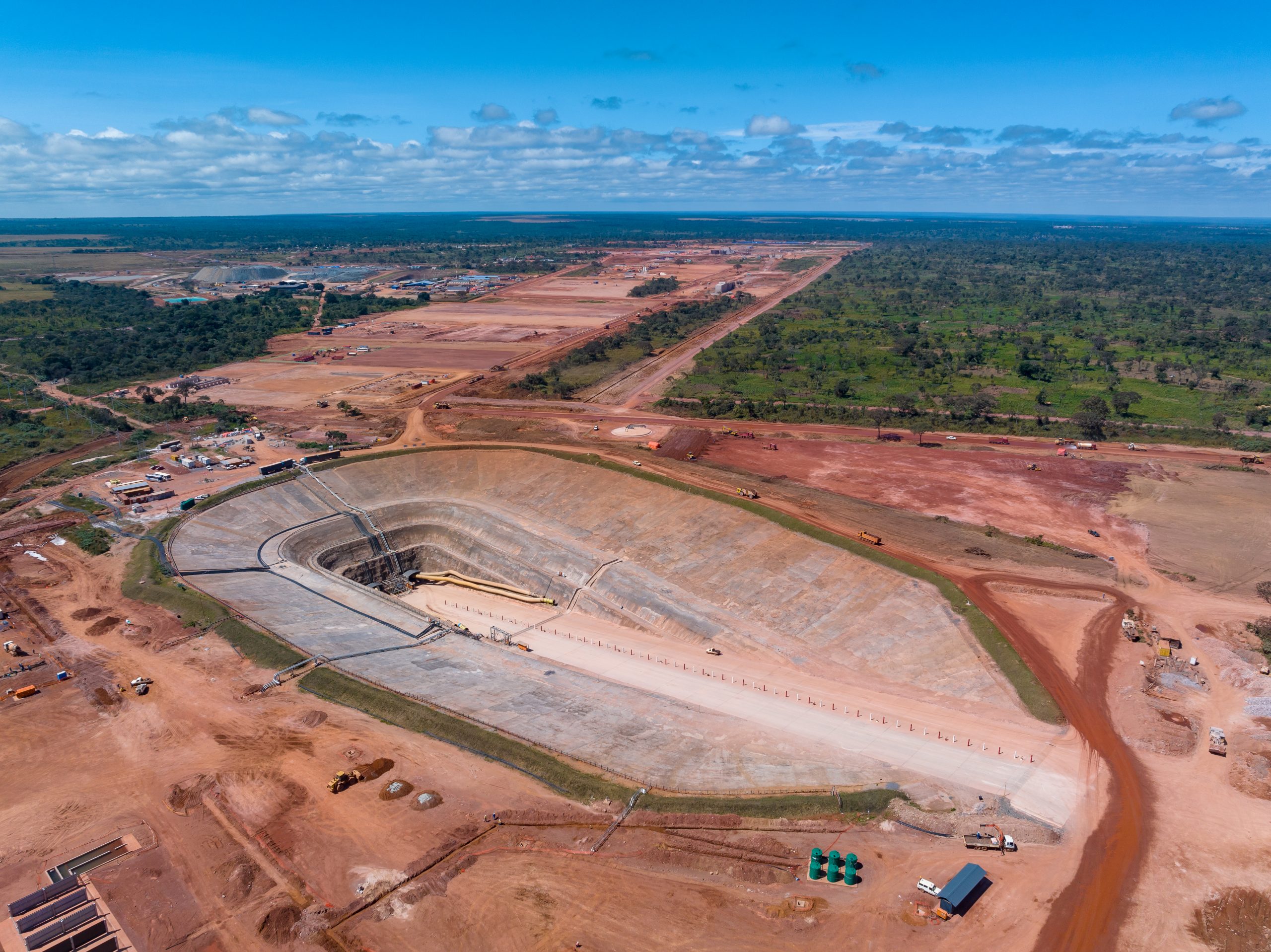 ABP en Allianz steken miljoenen in mijnbouwbedrijven die mensenrechten schenden in Congo